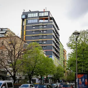 La Bohème 4*, Tirana Albanië